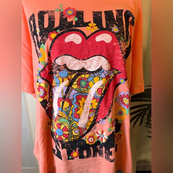 Rolling Stones Logo Tee - Picture 3 of 5